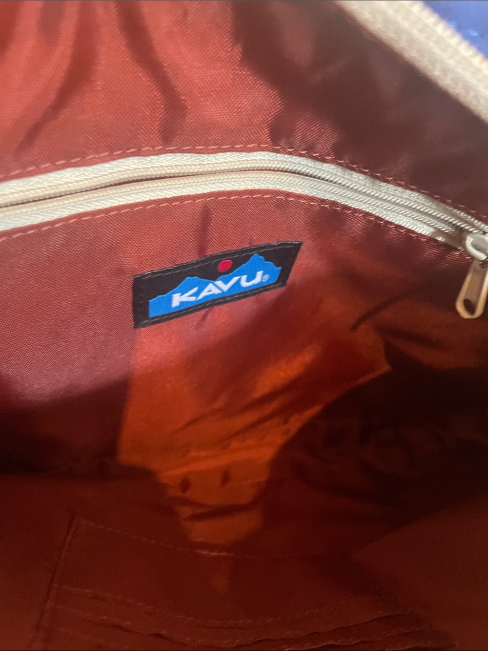 KAVU Kachemak Keeper Crossbody Bag - Picture 4 of 5